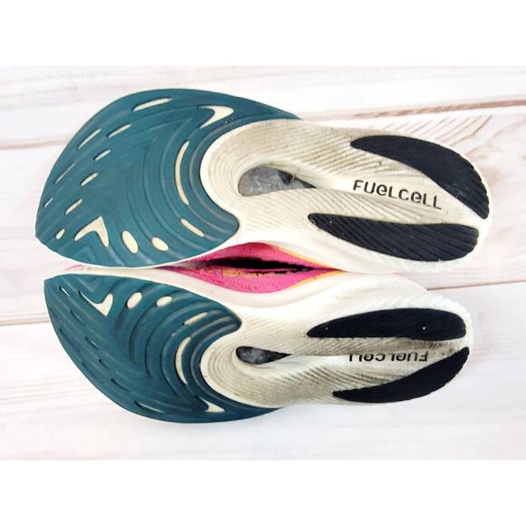 New Balance Womens FuelCell RC Elite V2 WRCELPB2 Pink Running Shoes Sneakers 9 - Picture 5 of 16